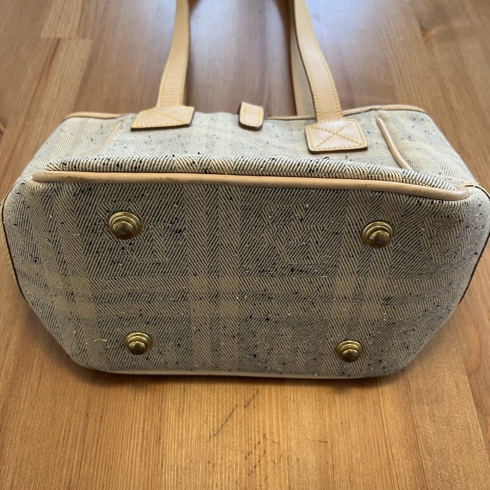 Vintage Dooney & Bourke Women's Purse Bag Beige Tan Plaid Leather Trim Chic Cute - Picture 9 of 16